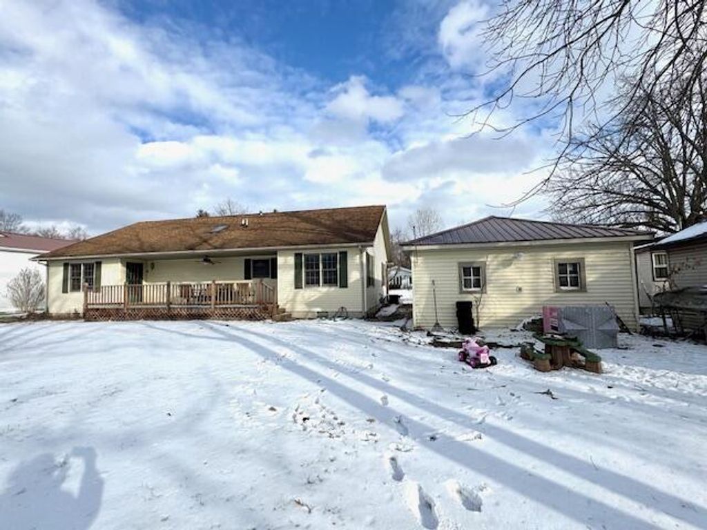 Photo of 4135 S East Drive, Knox, IN 46534 (MLS # 833085)