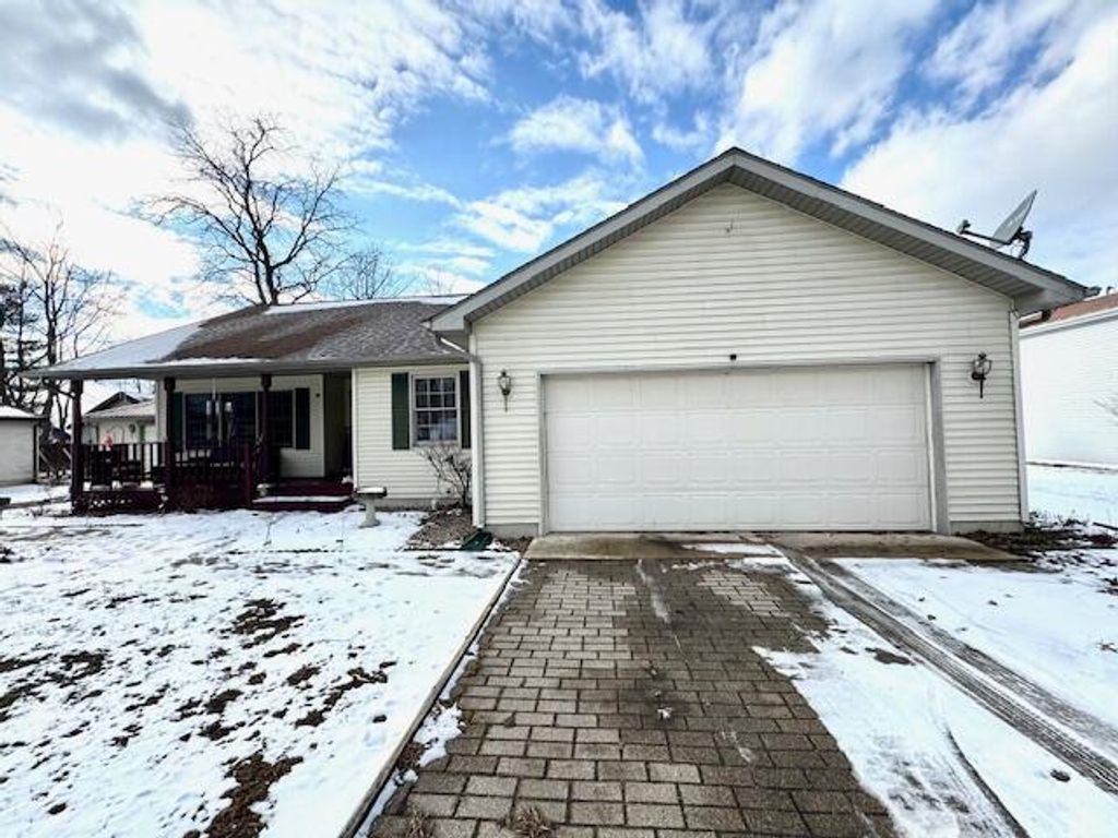 Photo of 4135 S East Drive, Knox, IN 46534 (MLS # 833085)