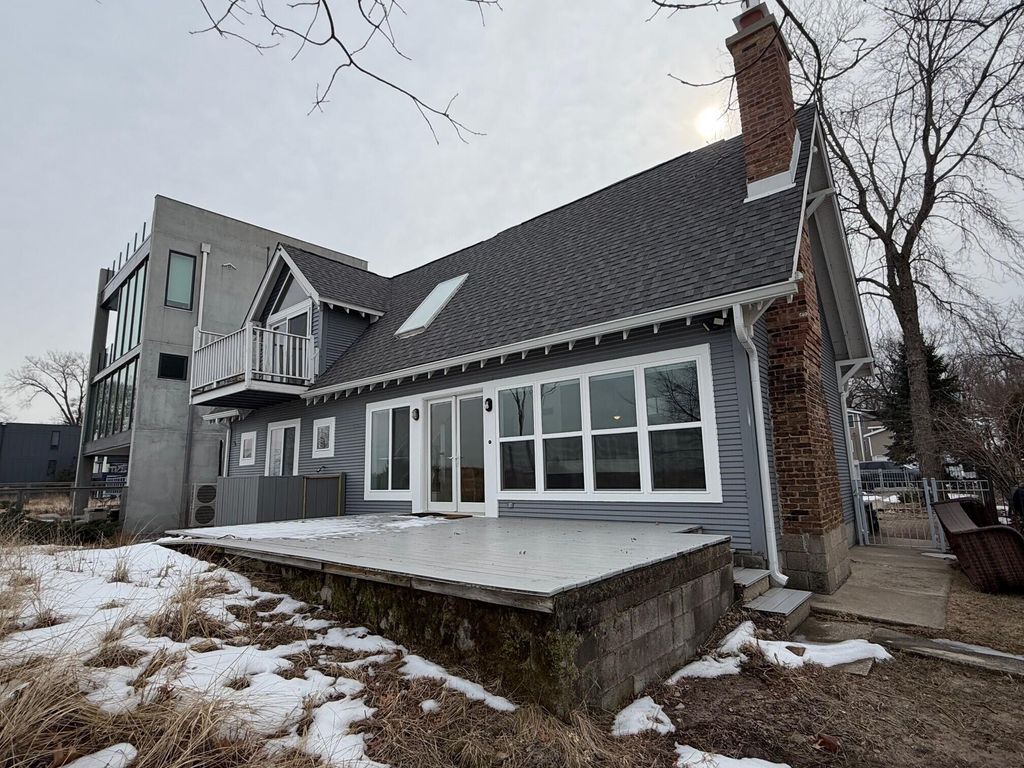 Photo of 7605 Lake Shore Drive, Gary, IN 46403 (MLS # 835027)