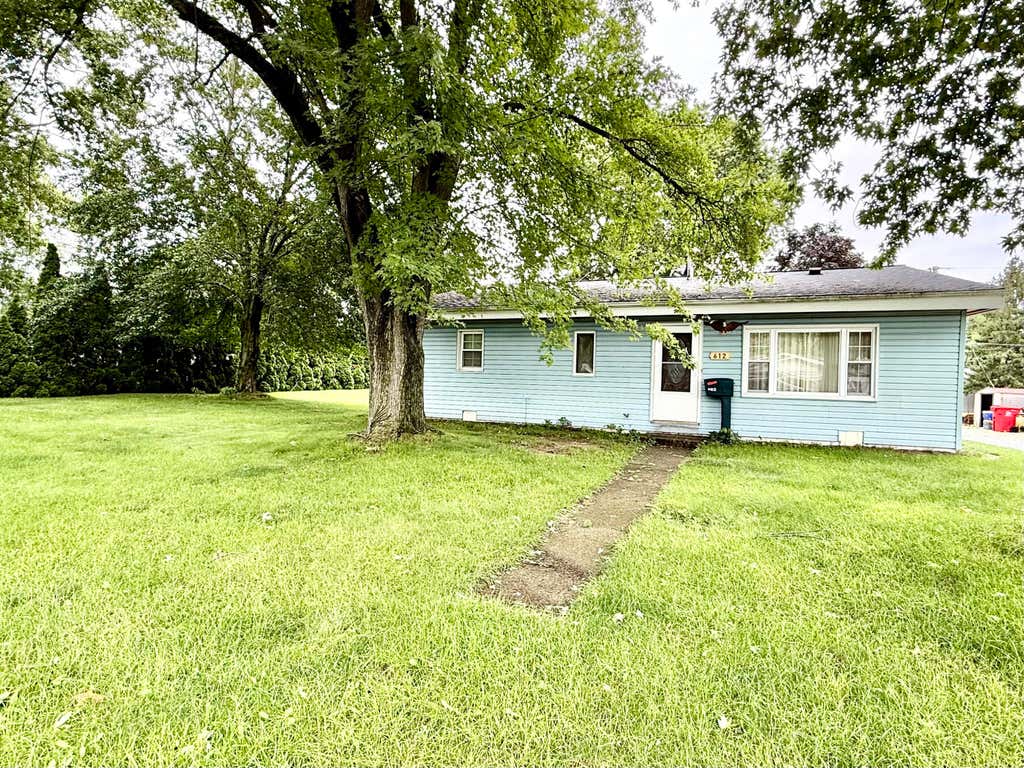 Photo of 612 S West Street, Winamac, IN 46996 (MLS # 843919)
