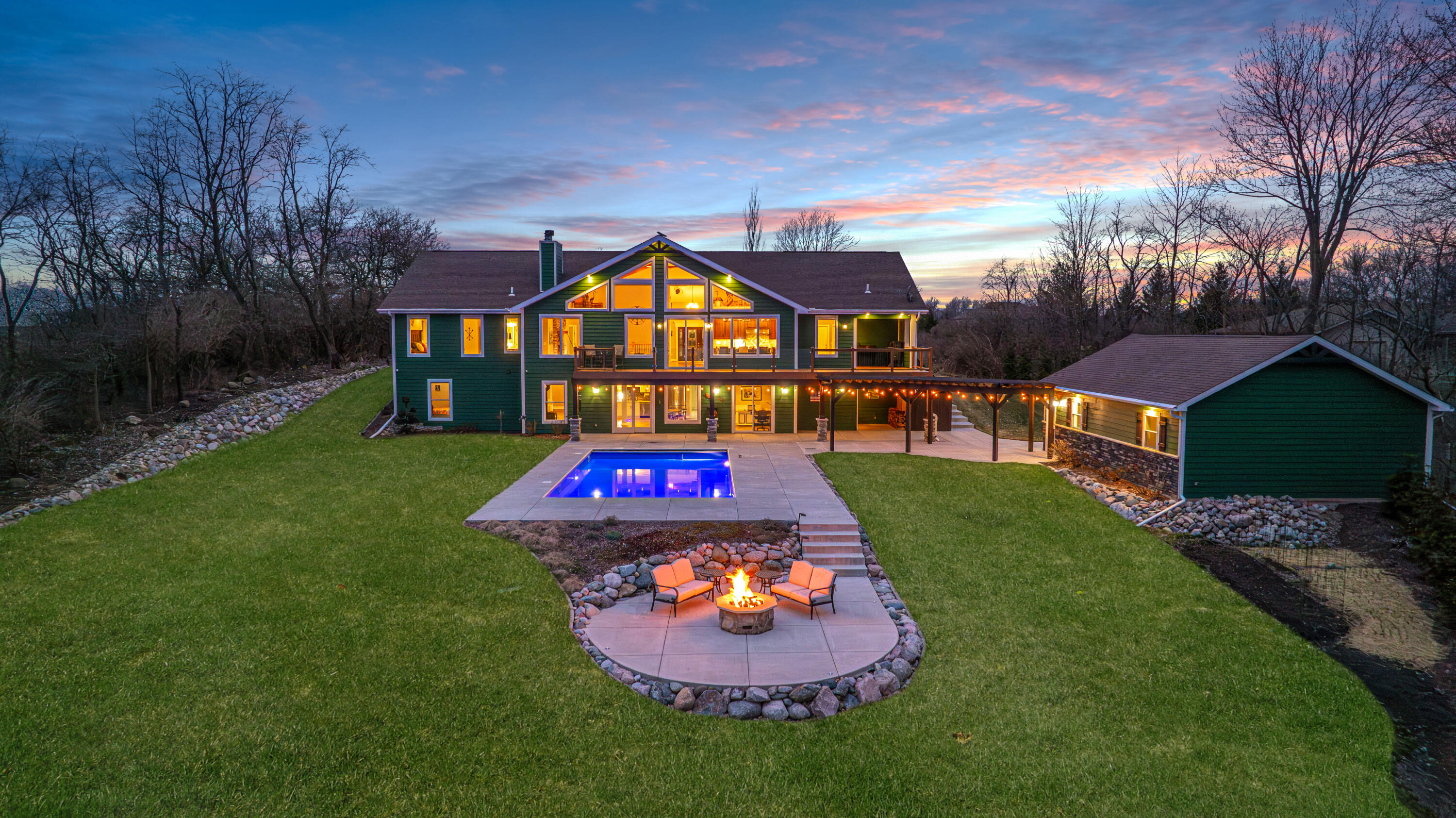 16489 Harrison Street