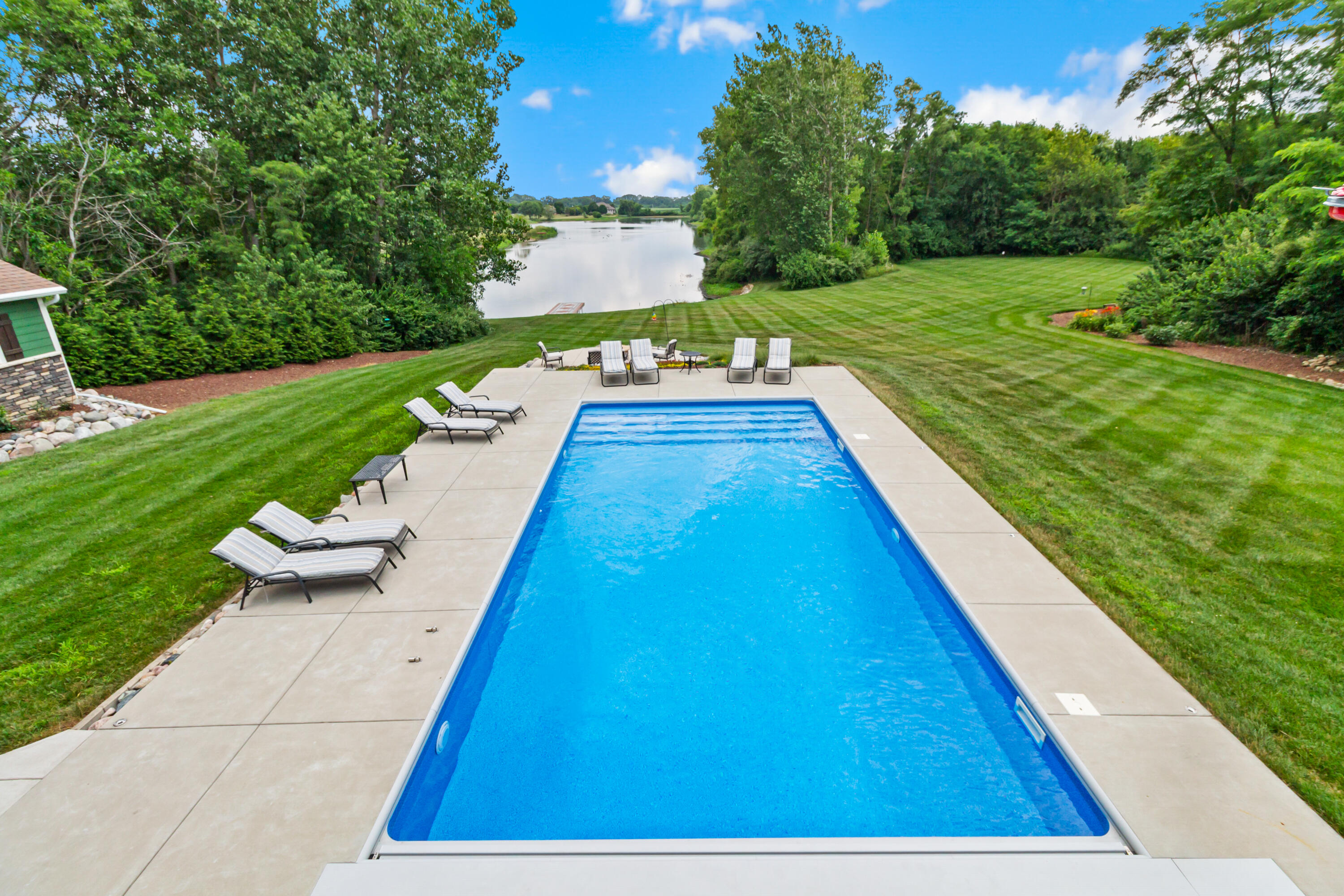 16489 Harrison Street