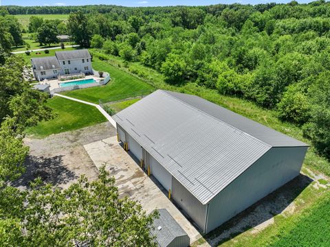 Photo for 6983 E Division Road