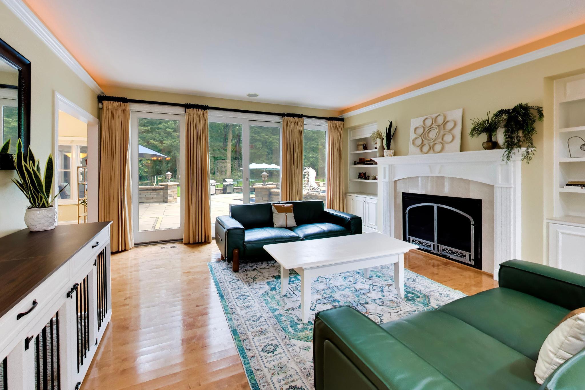 4200 W Schultz Road