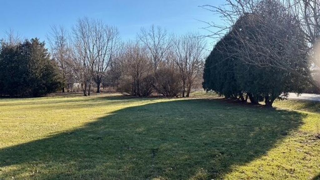 Photo of 23503 Shelby Road, Shelby, IN 46377 (MLS # 832794)