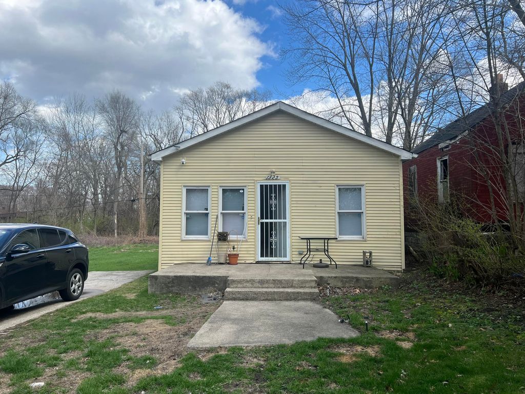 Photo of 1325 Durbin Street, Gary, IN 46406 (MLS # 837283)