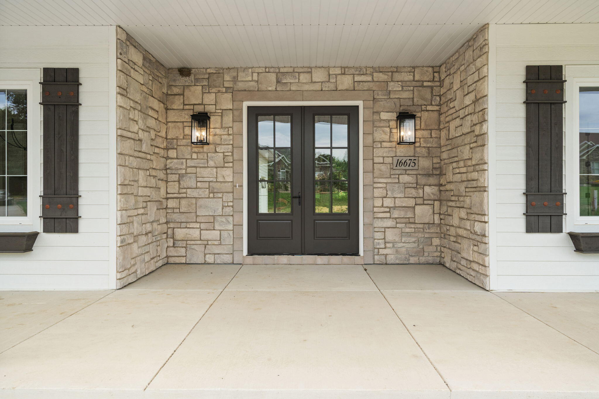 16675 Willard Lane