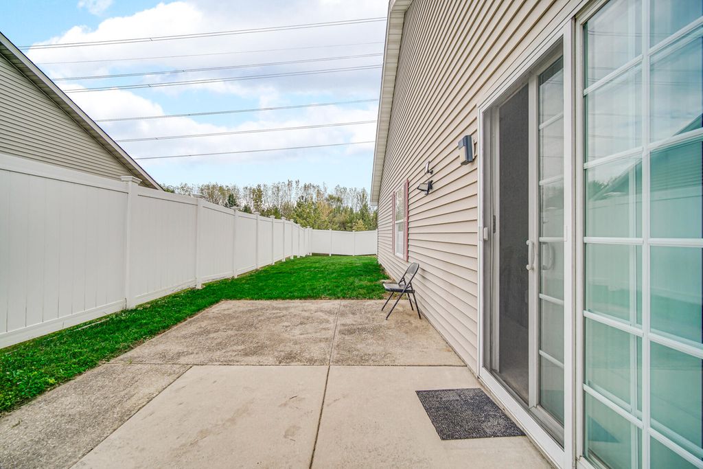 Photo of 1741 W 86th Lane, Merrillville, IN 46410 (MLS # 829518)