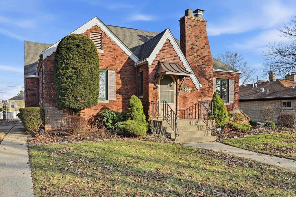 Photo of 1609 Caroline Avenue, Whiting, IN 46394 (MLS # 834310)