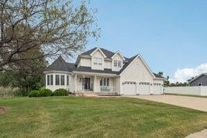Photo of 8445 Jennifer Court, Saint John, IN 46373 (MLS # 845417)
