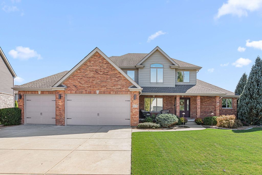 Photo of 10135 South Branch Br, Saint John, IN 46373 (MLS # 829347)