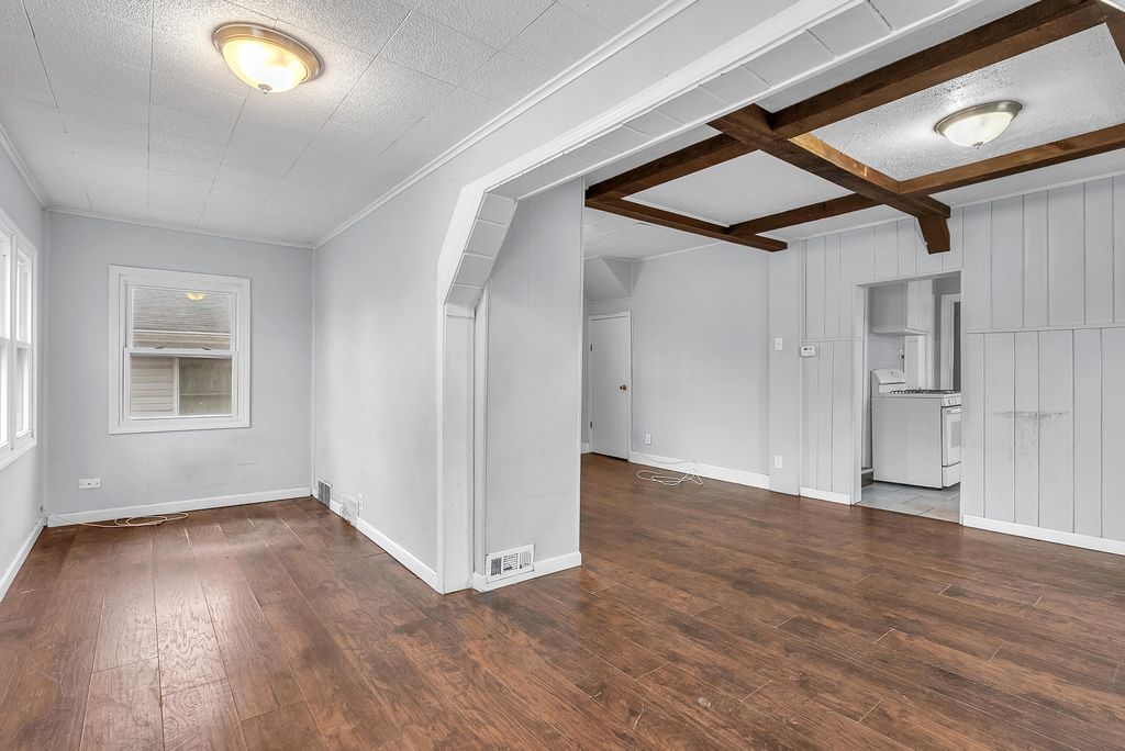 Photo of 925 Cherry Street, Hammond, IN 46324 (MLS # 835239)