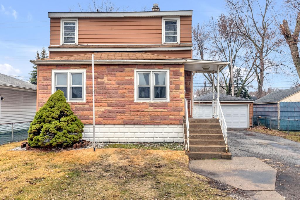 Photo of 925 Cherry Street, Hammond, IN 46324 (MLS # 835239)