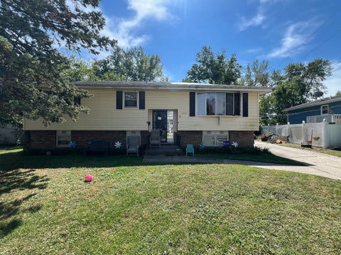 Photo for 311 W 40th Lane