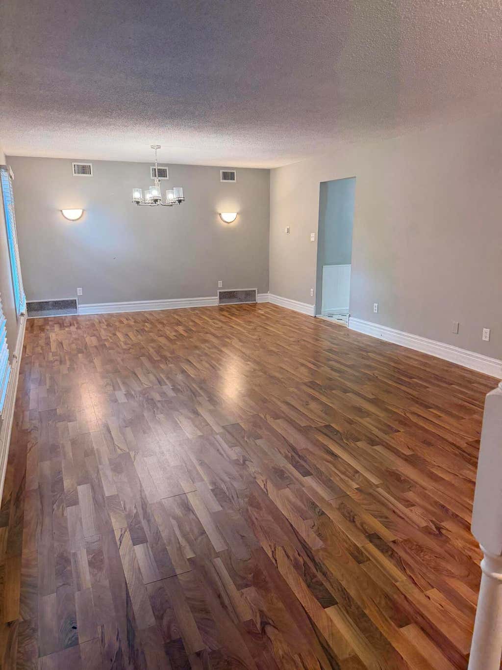 Photo of 7932-7934 Whitcomb Street, Merrillville, IN 46410 (MLS # 843333)