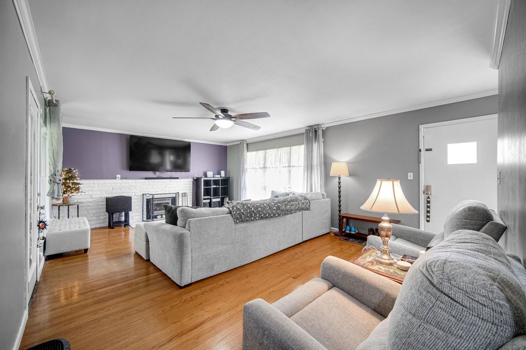 Photo of 2375 Indian Boundary Road, Chesterton, IN 46304 (MLS # 832507)