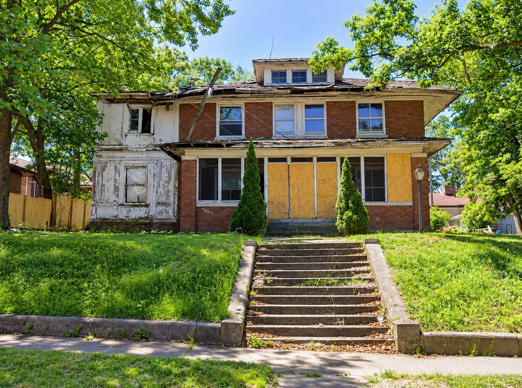 Photo of 123 W 43rd Avenue, Gary, IN 46408 (MLS # 847059)