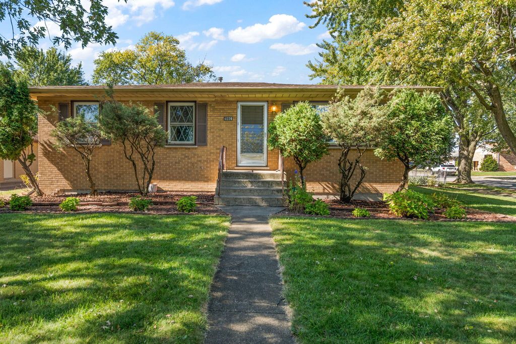 Photo of 7942 Richard Street, Highland, IN 46322 (MLS # 829324)
