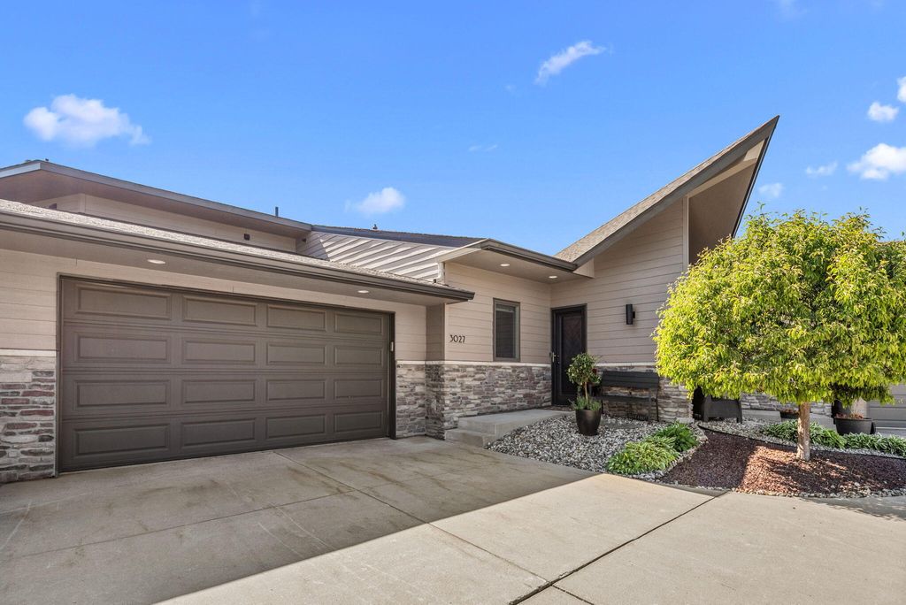 Photo of 3027 Palmer Avenue, La Porte, IN 46350 (MLS # 838747)