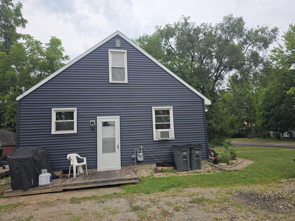 Photo of 327 N 12th Street, Decatur, IN 46733 (MLS # 847513)