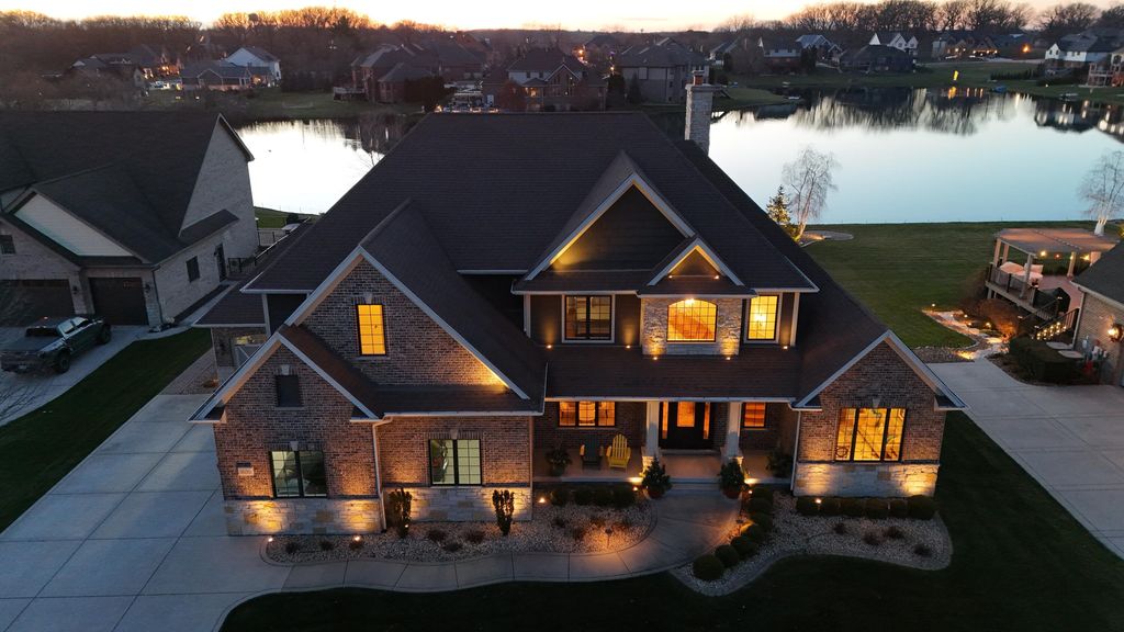 Photo of 9030 Willow Lane, Saint John, IN 46373 (MLS # 831444)