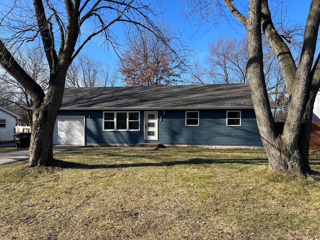 Photo of 2792 Irving Street, Portage, IN 46368 (MLS # 832932)