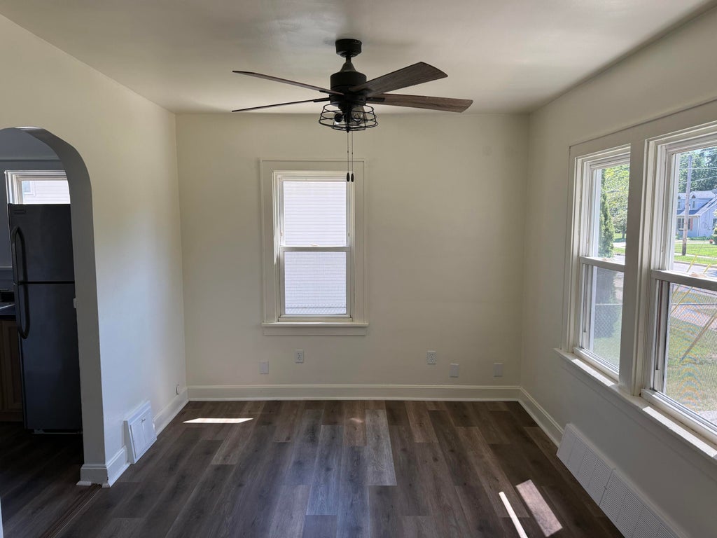 Photo of 7545 New Hampshire Avenue, Hammond, IN 46323 (MLS # 842239)