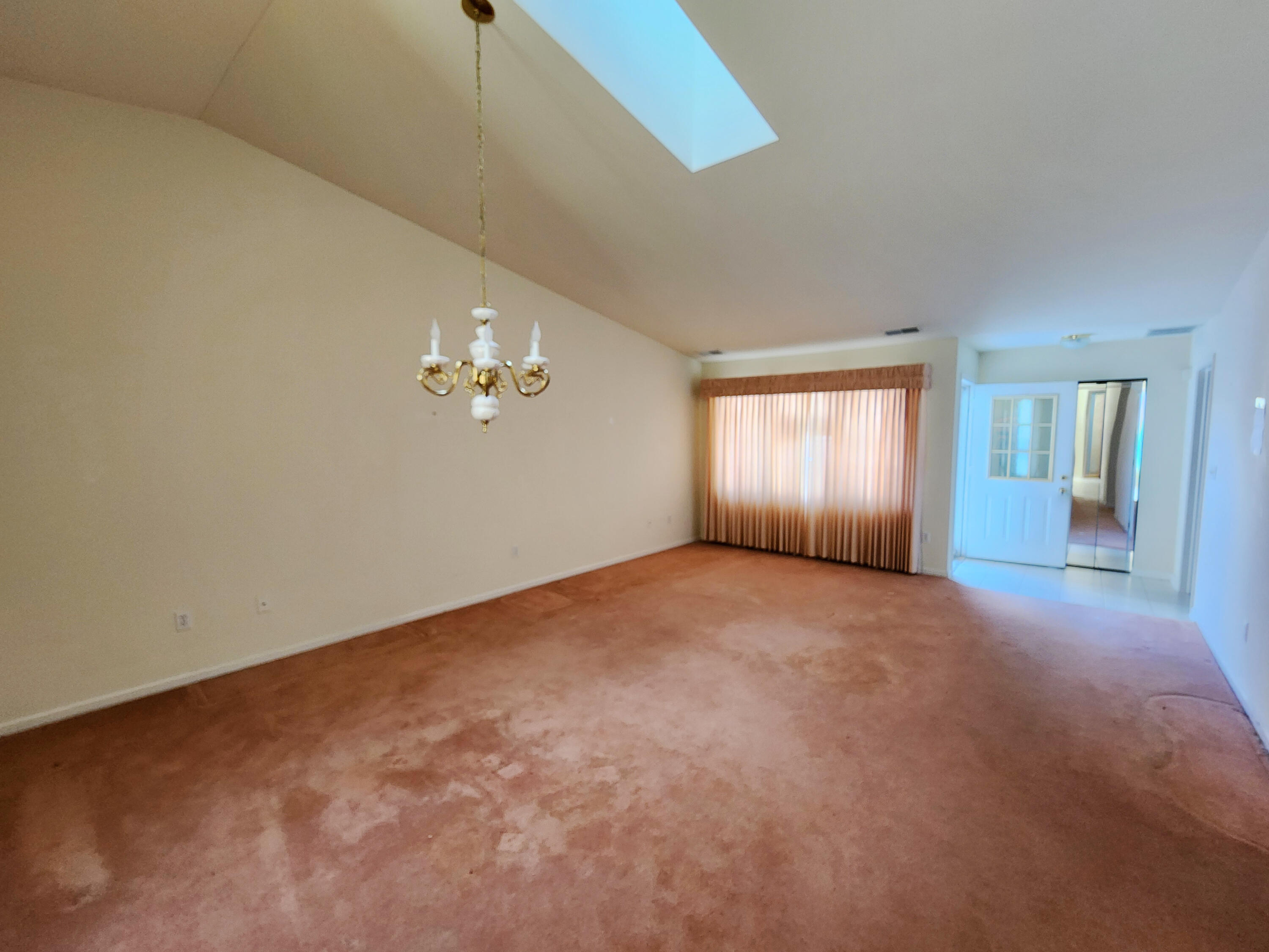 1727 Chestnut Drive R