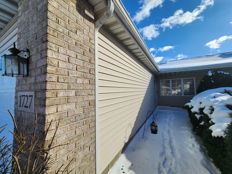 1727 Chestnut Drive R Crown Point IN 46307