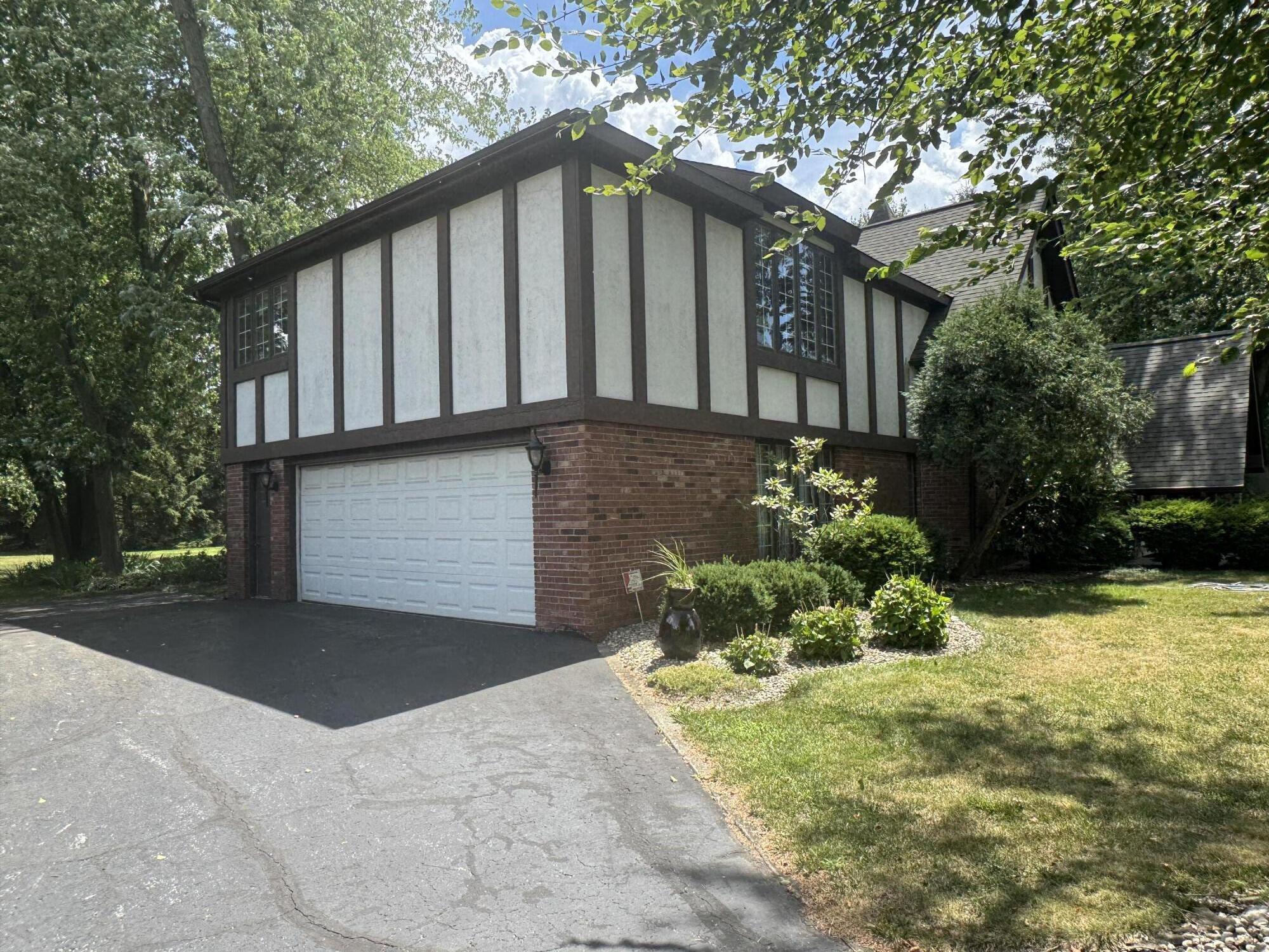 1431 Prestwick Drive