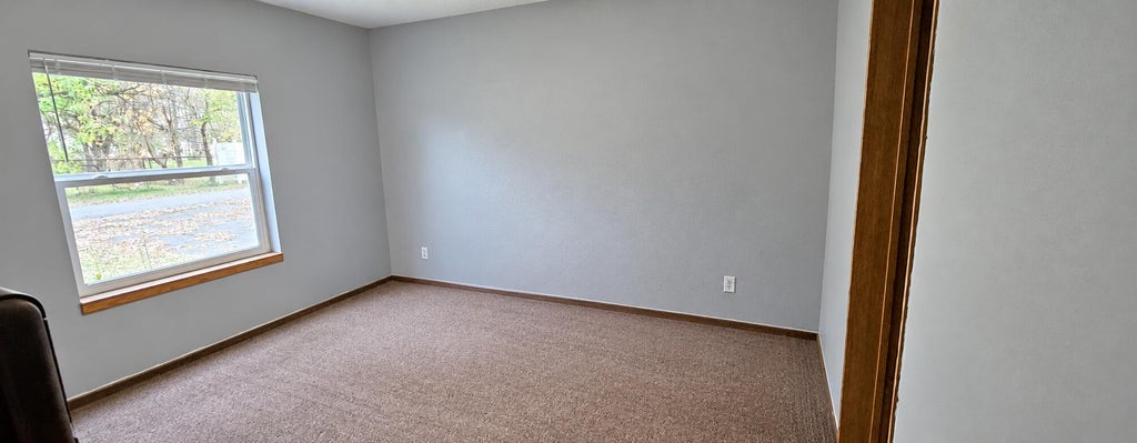 Photo of 36 S S Delmar Court Court, Hebron, IN 46341 (MLS # 847636)
