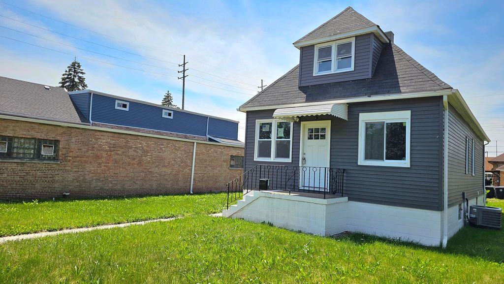 Photo of 5042 Reading Avenue, East Chicago, IN 46312 (MLS # 839858)