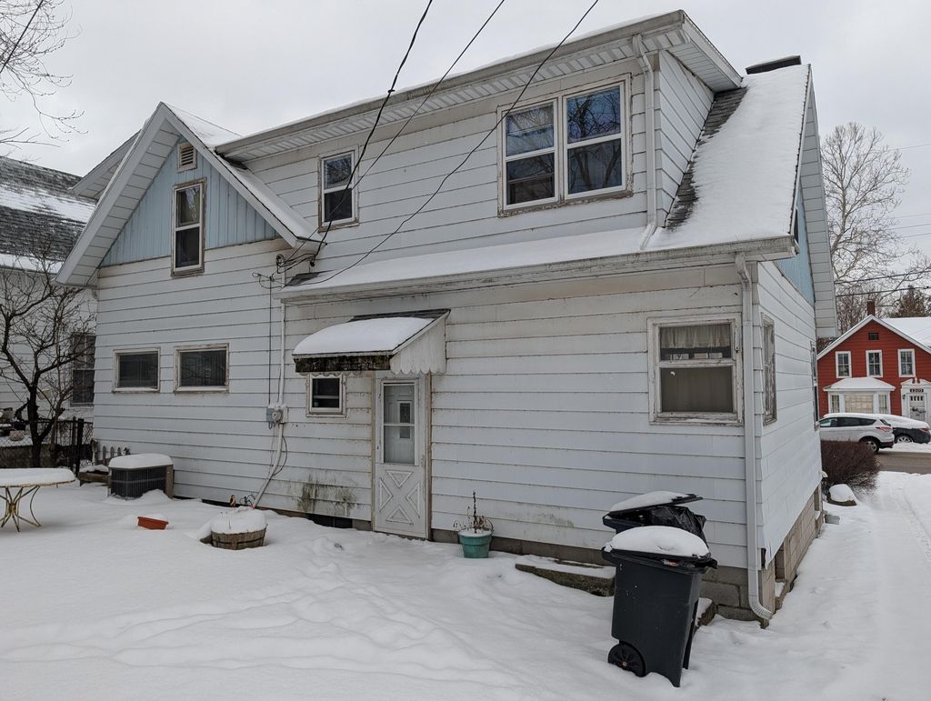 Photo of 1210 Wabash Street, Michigan City, IN 46360 (MLS # 833385)