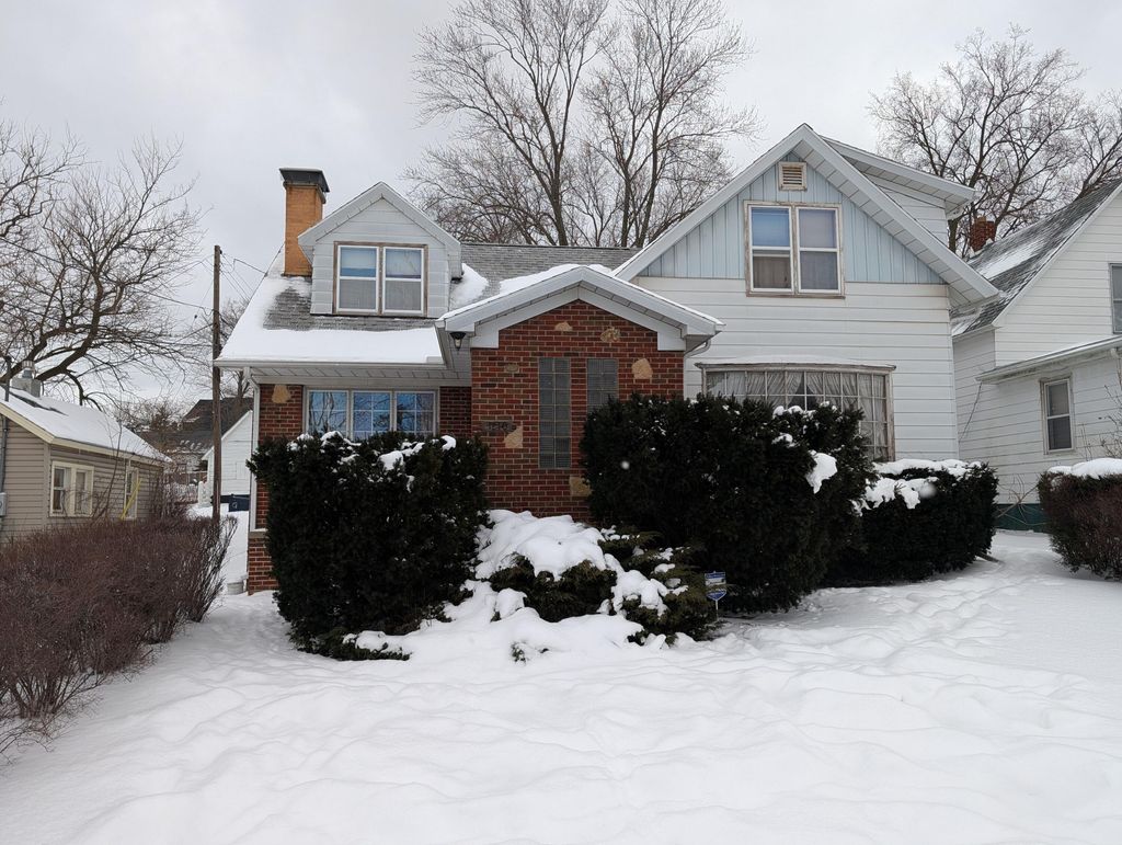 Photo of 1210 Wabash Street, Michigan City, IN 46360 (MLS # 833385)