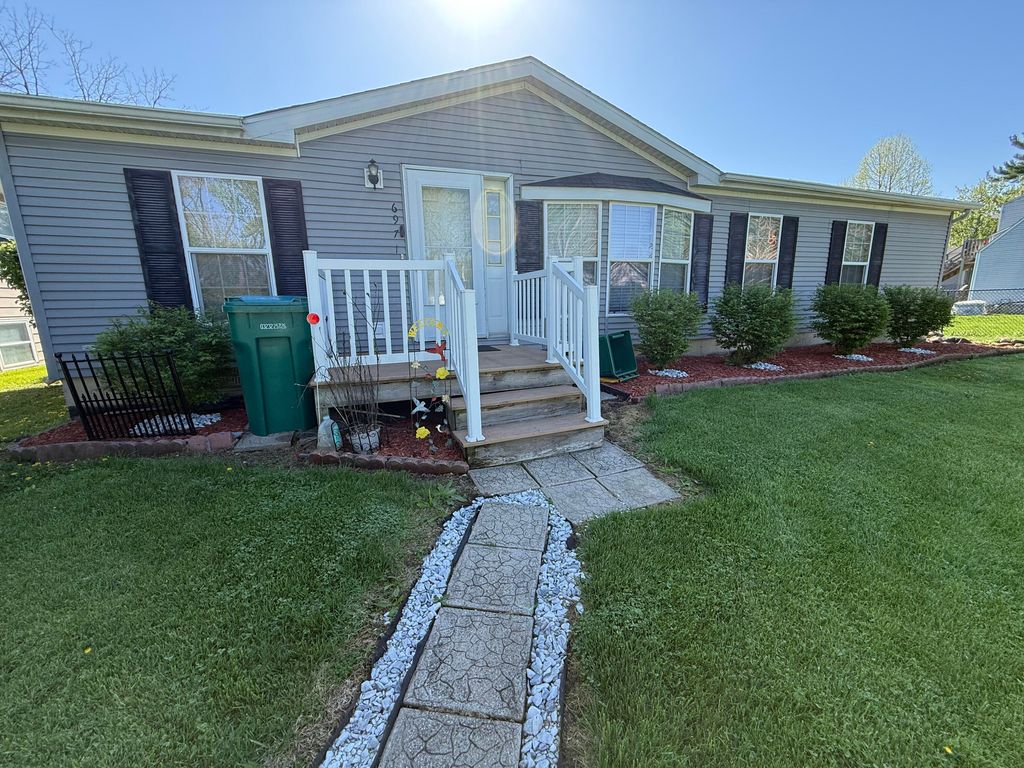 Photo of 6971 Massachusetts Street, Merrillville, IN 46410 (MLS # 837611)