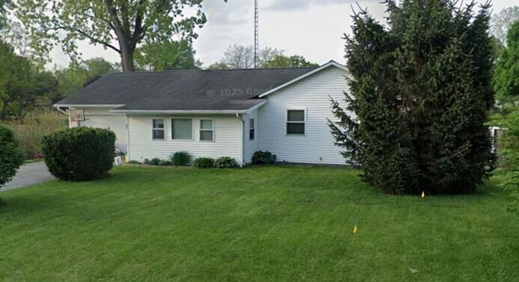 Photo of 303 Orchard Hill Drive, Lagrange, IN 46761 (MLS # 836681)