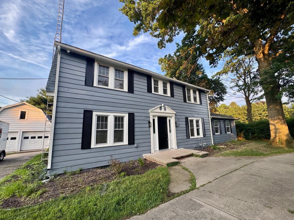 Photo of 312 Bristol Avenue, Middlebury, IN 46540 (MLS # 844978)