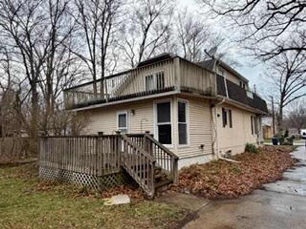 Photo of 1921 E Coolspring Avenue, Trail Creek, IN 46360 (MLS # 836399)