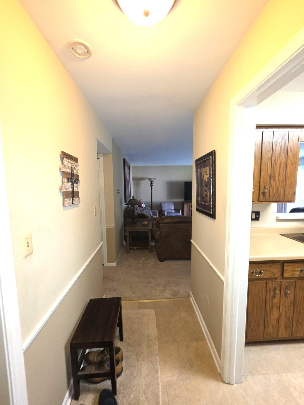 Photo of 2300 Bordeaux Walk #B2, Highland, IN 46322 (MLS # 846198)