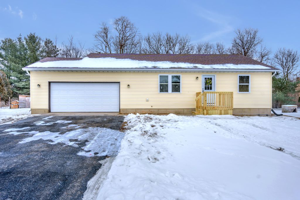 Photo of 3902 N Explorer Lane, Wheatfield, IN 46392 (MLS # 833676)