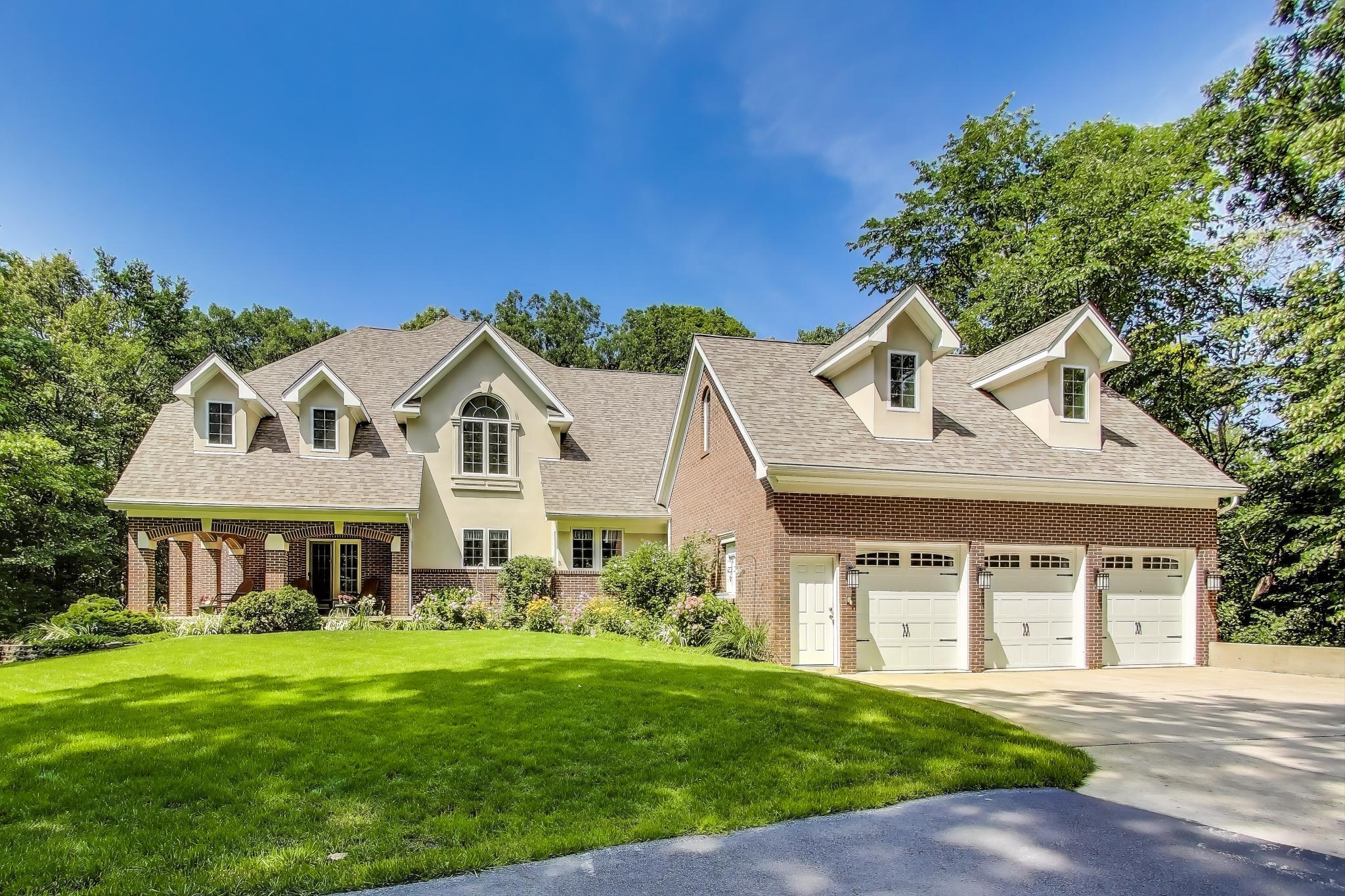 273 Bridlewood Lane