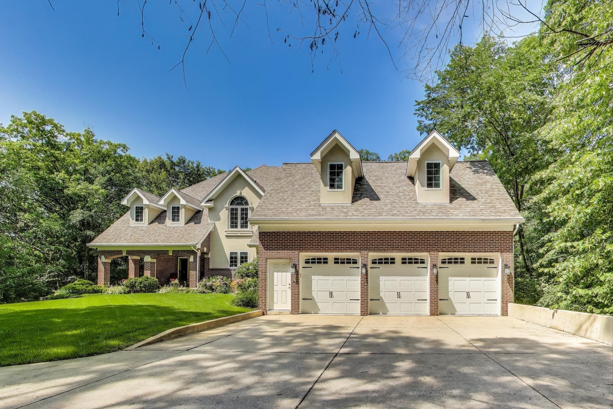 273 Bridlewood Lane
