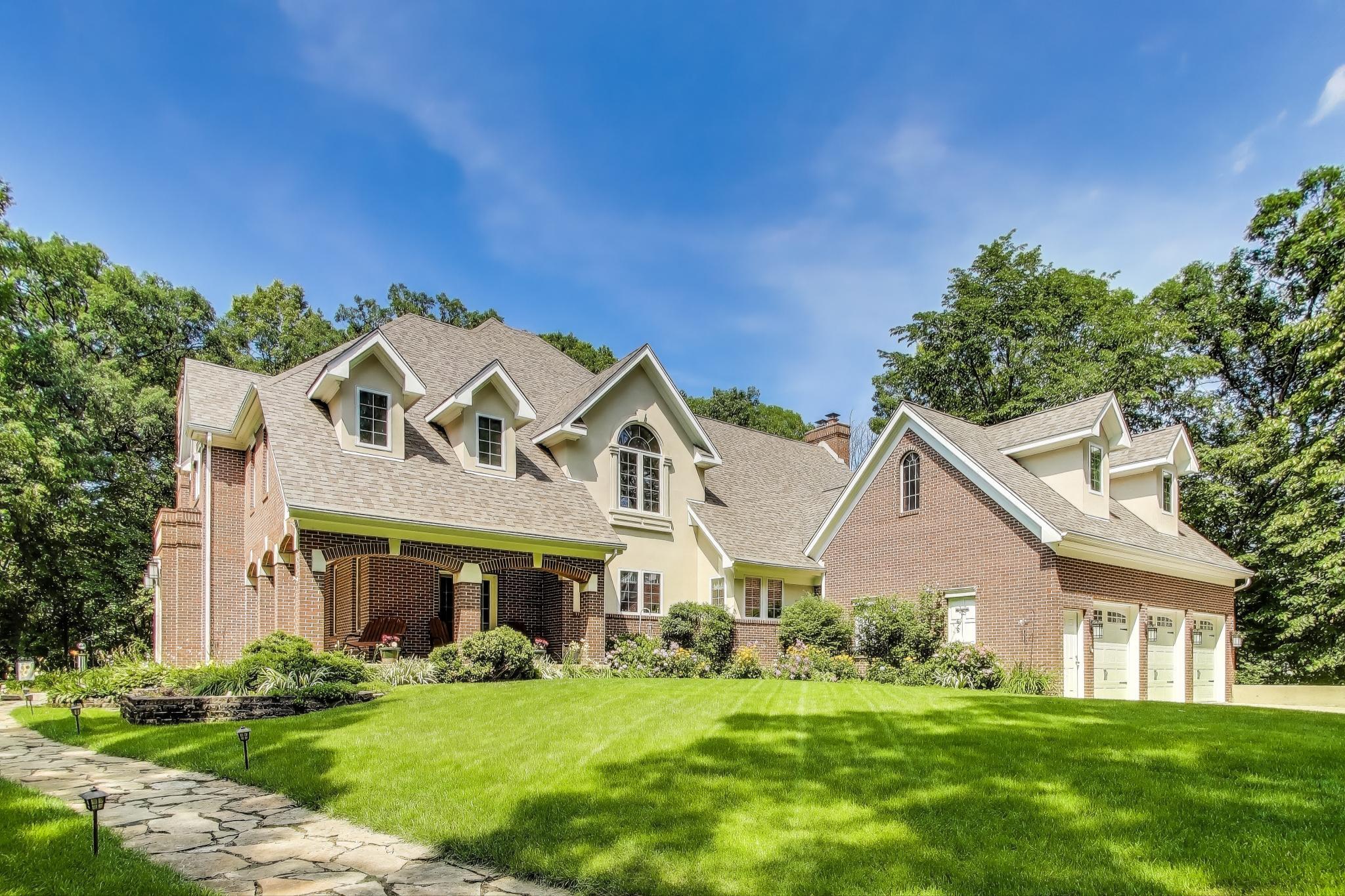 273 Bridlewood Lane