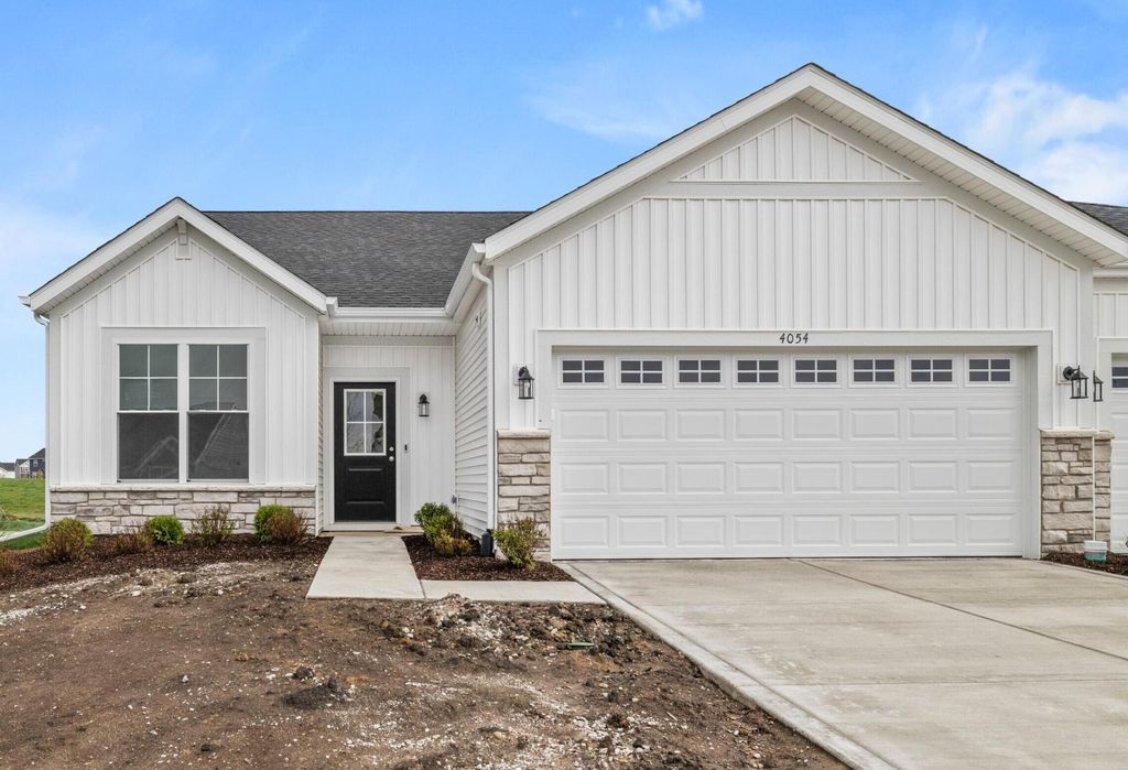 Photo of 4054 Reflection Place, Valparaiso, IN 46385 (MLS # 837284)