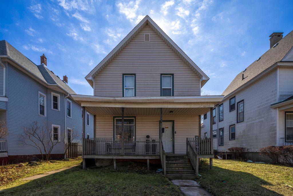 Photo of 317 E 7th Street, Michigan City, IN 46360 (MLS # 835257)