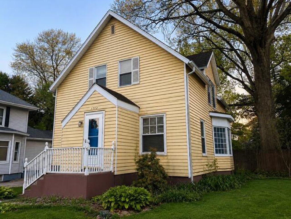 Photo of 1712 Monroe Street, La Porte, IN 46350 (MLS # 838953)