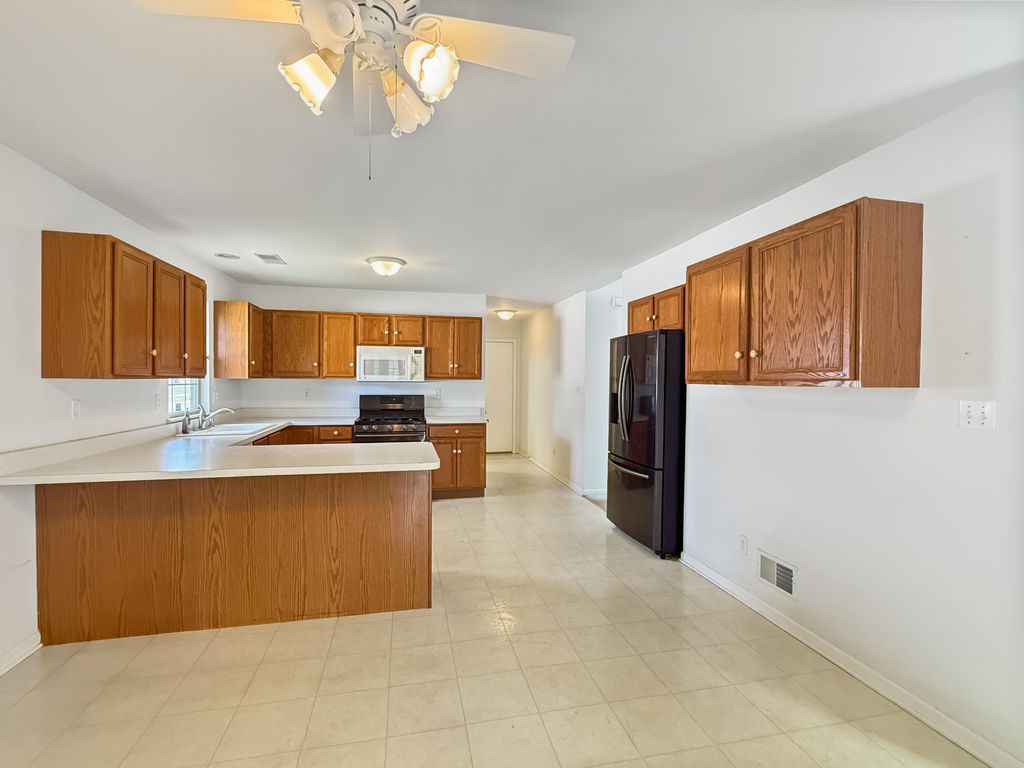 Photo of 2962 Liberty Drive, Crown Point, IN 46307 (MLS # 836180)