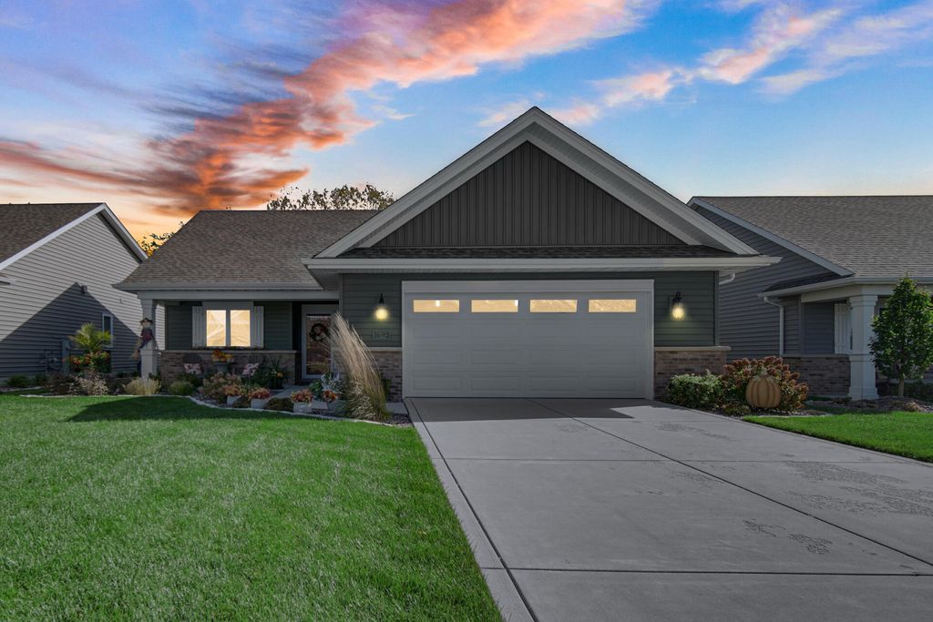 Photo of 1692 Carroll Court, Crown Point, IN 46307 (MLS # 829531)