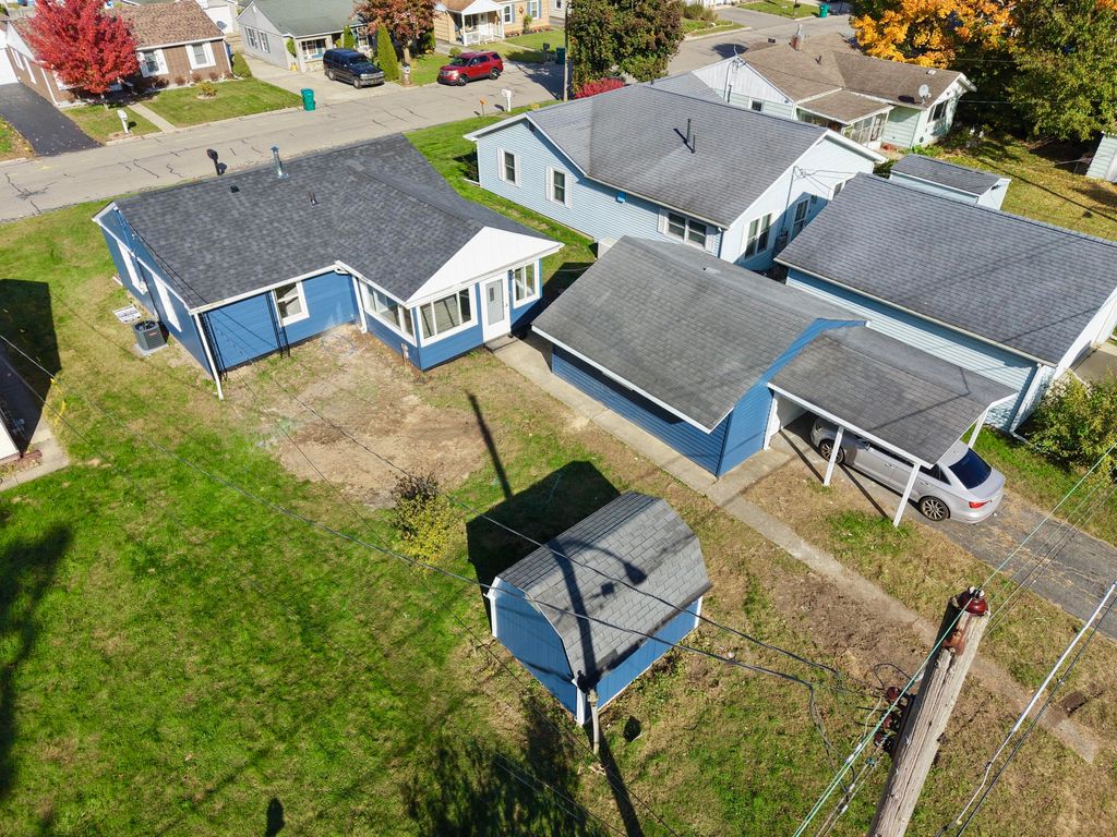 Photo of 1663 Stone Lake Drive, La Porte, IN 46350 (MLS # 831530)