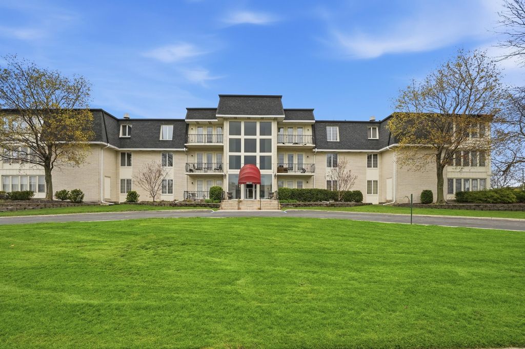 Photo of 8831 Harrison Avenue #202, Munster, IN 46321 (MLS # 837219)